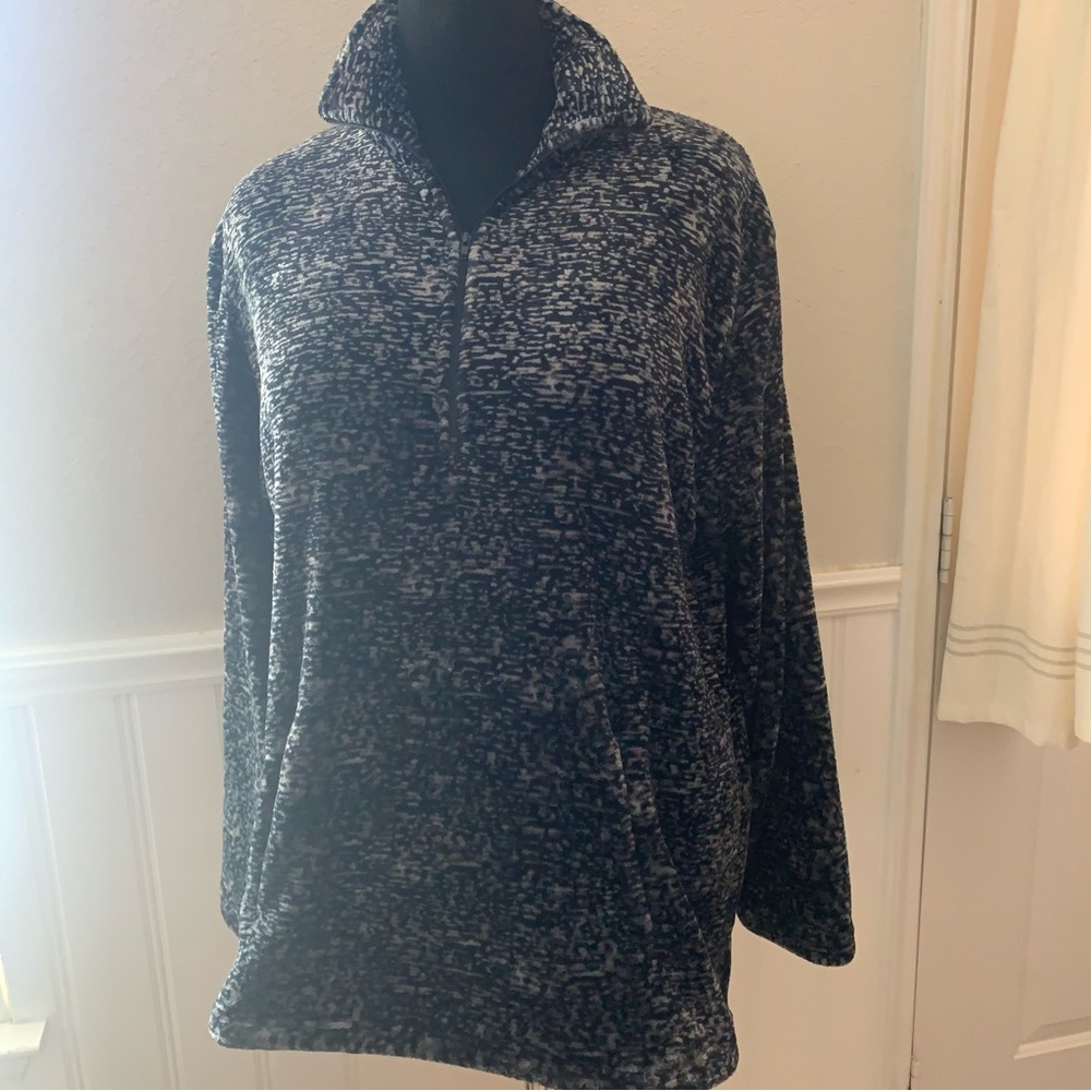 Sleepyhead pull over fluffy jacket